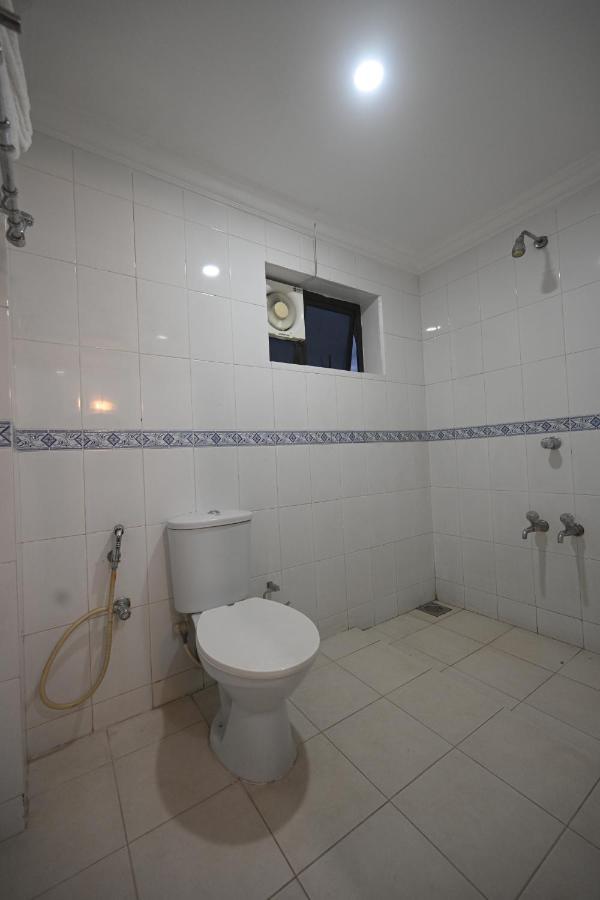 Hotel Bhagavath Gardens Chengannur Екстериор снимка