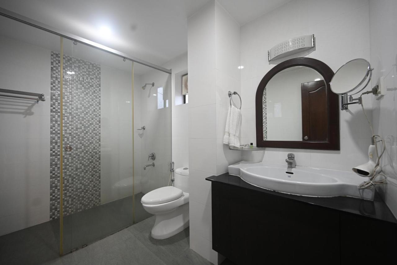 Hotel Bhagavath Gardens Chengannur Екстериор снимка